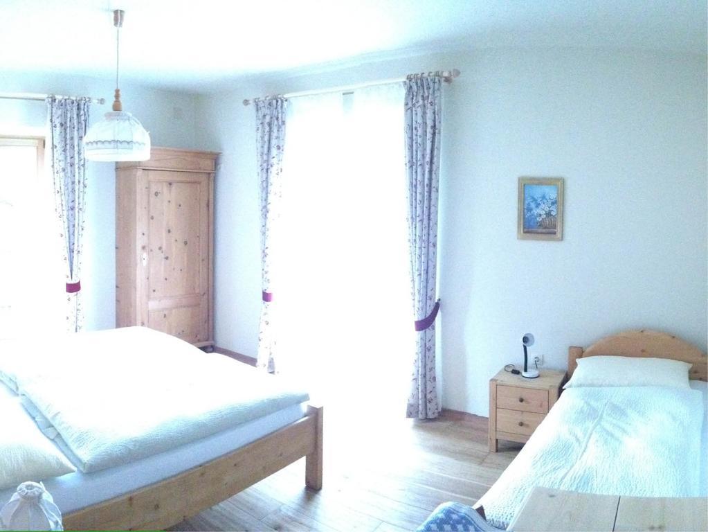 Apartamento Platzerhof Monguelfo-Tesido Habitación foto